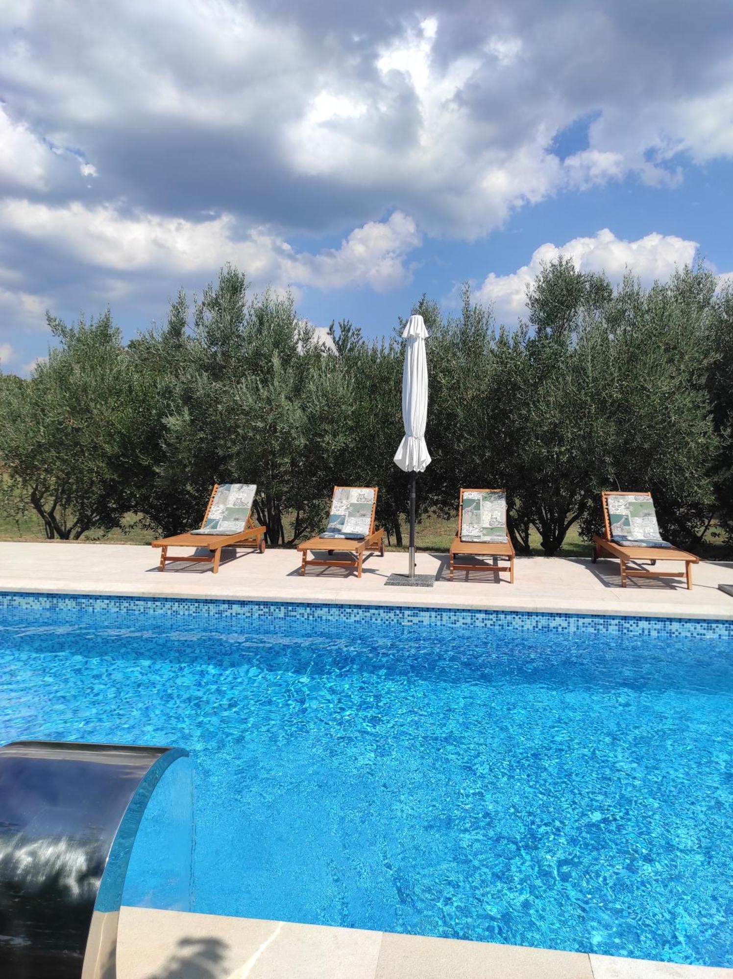 Villa Dorina Barban Esterno foto