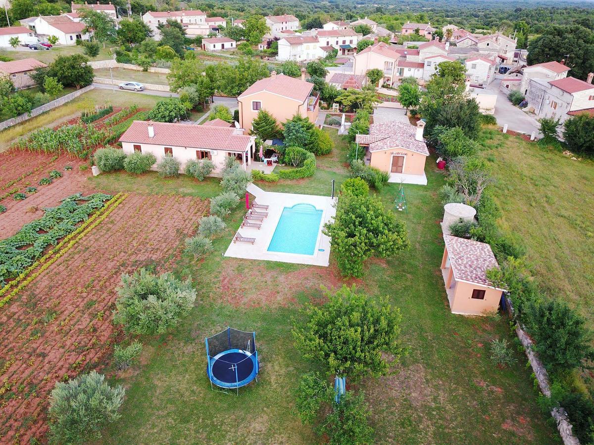 Villa Dorina Barban Esterno foto