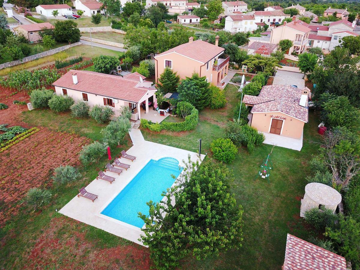 Villa Dorina Barban Esterno foto